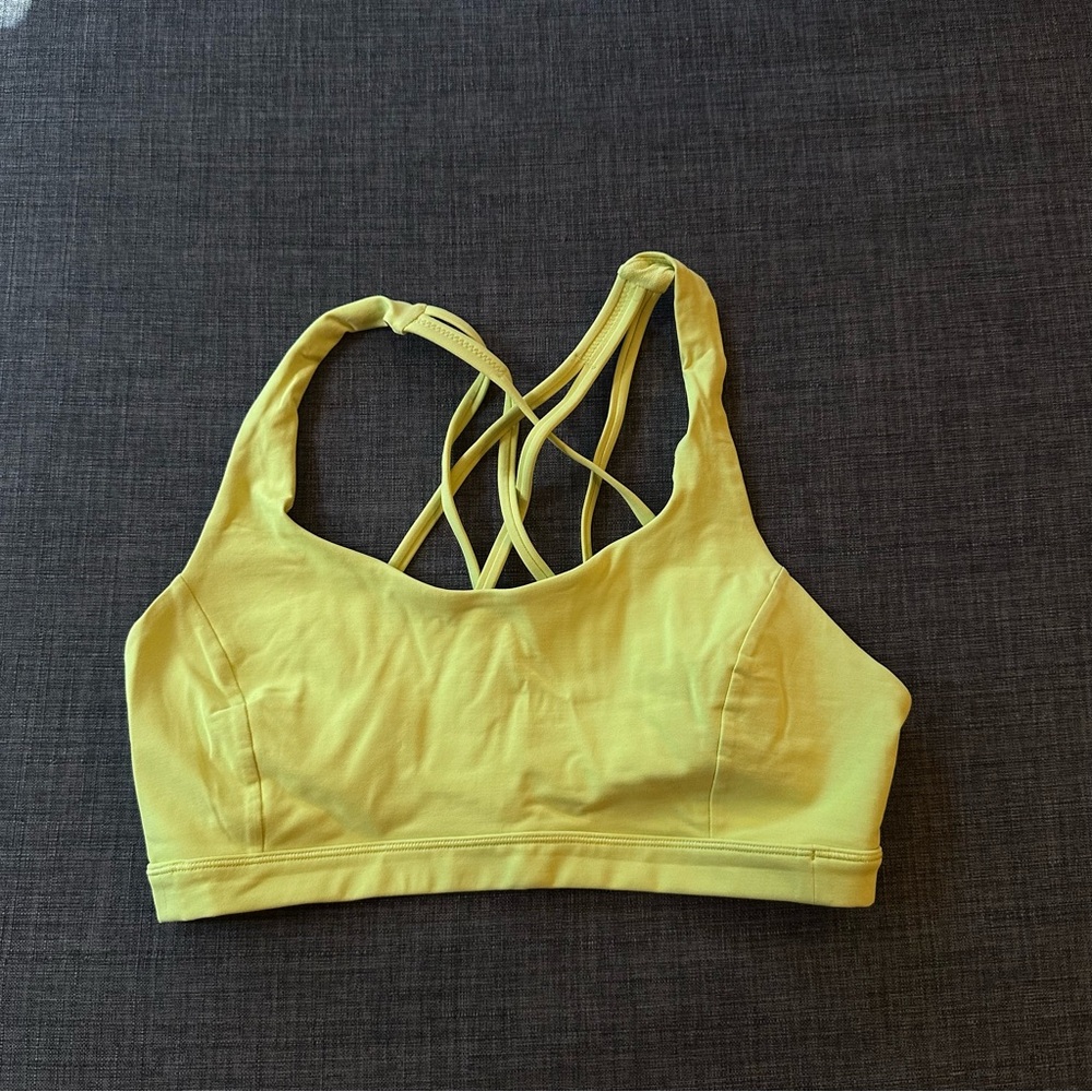 NWOT Lululemon Free to Be Serene bra, Lemon Vibe, sz 8